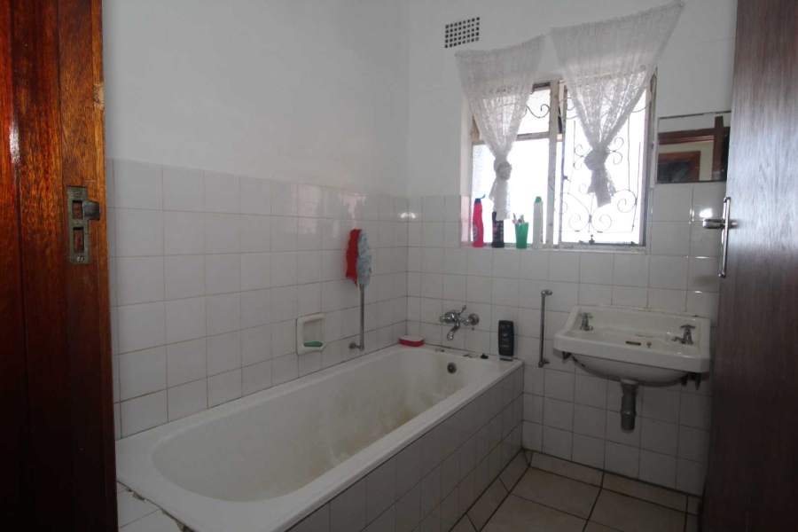 3 Bedroom Property for Sale in Southernwood Eastern Cape